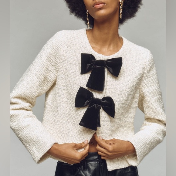 Avec Les Filles Jackets & Blazers - Avec Les Filles Ivory Cream Black Bow Cardigan Blazer NWT